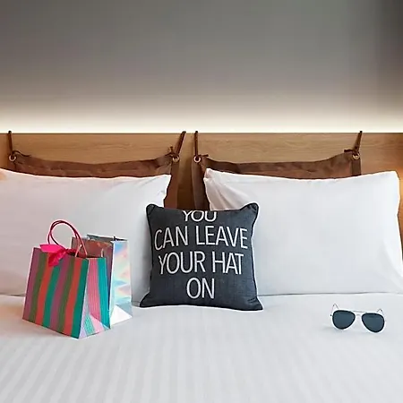 Moxy Centre Hotel 3*