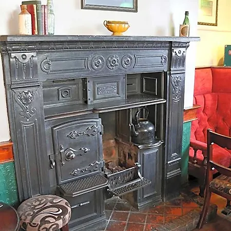 The Bulls Head 4*