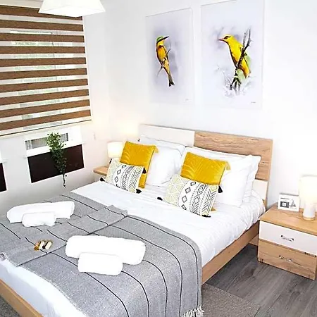 Holiday home The Cozy Chapter - Spacious Near Centre & Old Trafford *