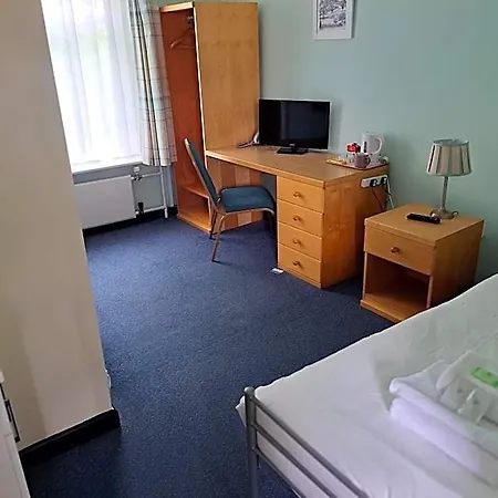 Luther King House Otel 2*