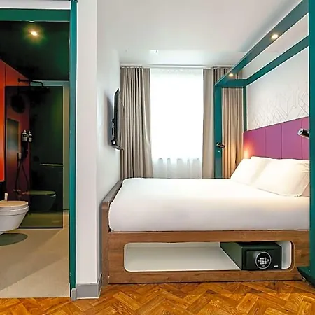 Yotel Deansgate Hotel