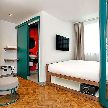 Hotel Yotel Deansgate Manchester