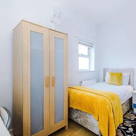 Tatil Evi Duchy House, Private Rooms In Salford By Kammili Properties *