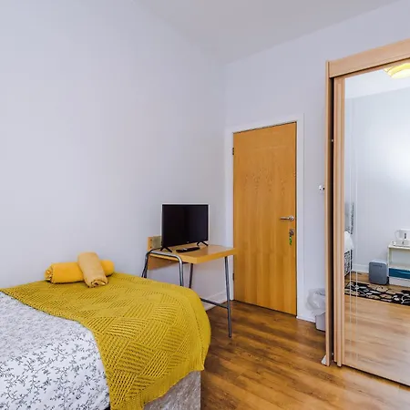 Tatil Evi Duchy House, Private Rooms In Salford By Kammili Properties Manchester