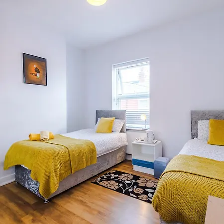 Duchy House, Private Rooms In Salford By Kammili Properties Tatil Evi Manchester