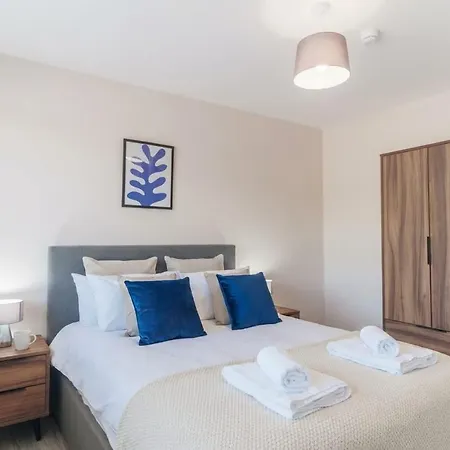 Daire Spacious & Bright 2 Bed Manchester