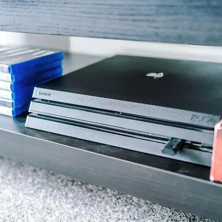 Centralpool Tablesmarttvcentral Ps4quays Nyaraló