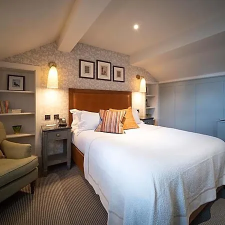 Eleven Didsbury Park 4*