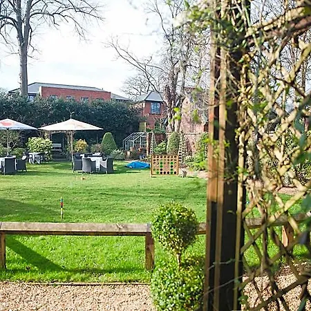 Eleven Didsbury Park 4* Манчестер