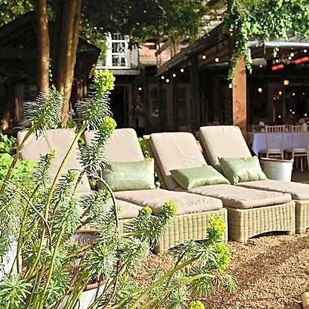 Отель Eleven Didsbury Park Манчестер