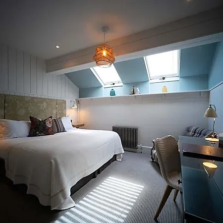 Eleven Didsbury Park 4* Манчестер