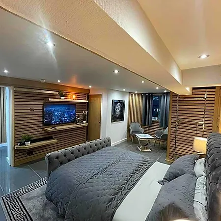 招待所 Hendham House - Near Etihad Stadium, Coop Live Arena, Ao Arena, Piccadilly Train Station & Centre