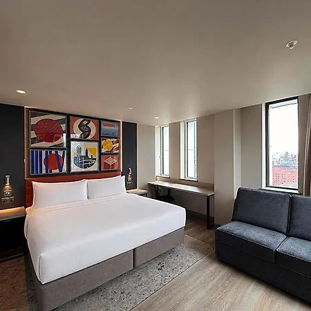 Aloft By Marriott Centre Hotel 3*