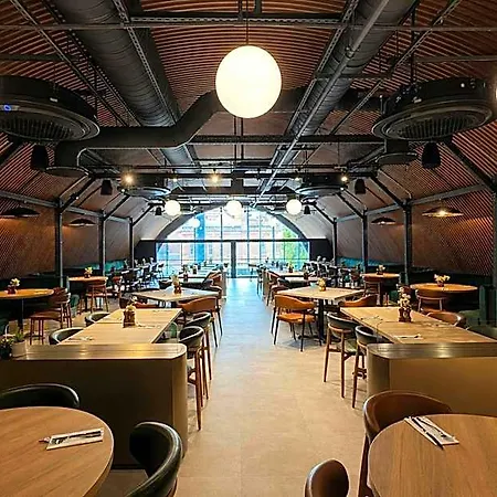 Aloft By Marriott Centre Отель Манчестер