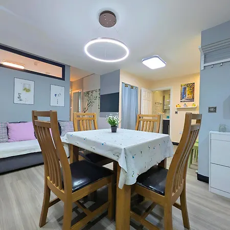 Daire Cosy 2-bed Free Parking, Near Etihad & Centre Manchester