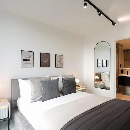 Urbano At The Heim Apartment Manchester