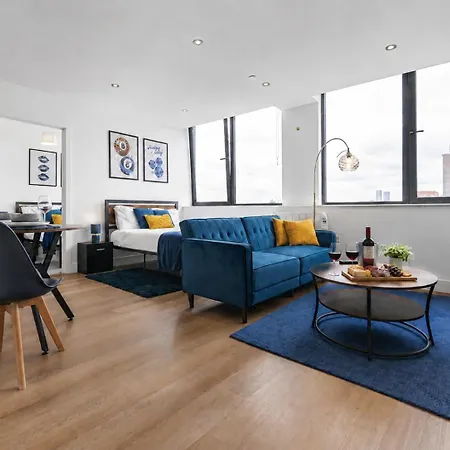 Sleeps 5 Ideal For Work Trips Up To 40 Percent Off Old Trafford Modern Манчестер