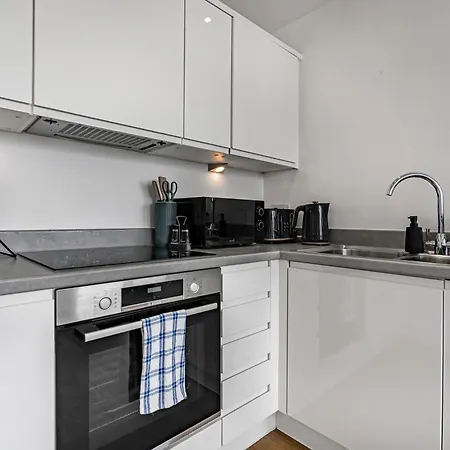 Sleeps 5 Ideal For Work Trips Up To 40 Percent Off Old Trafford Modern Апартаменты