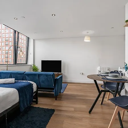 Sleeps 5 Ideal For Work Trips Up To 40 Percent Off Old Trafford Modern *
