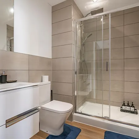 Sleeps 5 Ideal For Work Trips Up To 40 Percent Off Old Trafford Modern Апартаменты