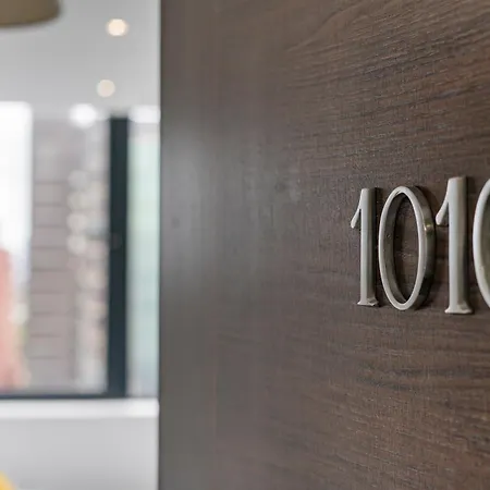 Sleeps 5 Ideal For Work Trips Up To 40 Percent Off Old Trafford Modern *