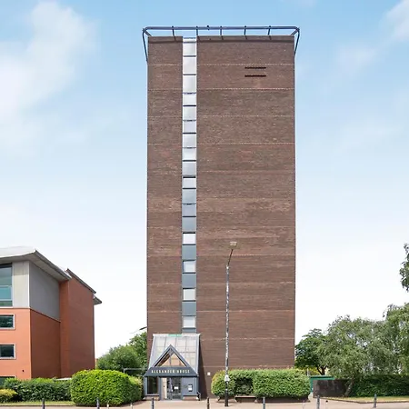 Sleeps 5 Ideal For Work Trips Up To 40 Percent Off Old Trafford Modern Апартаменты Манчестер