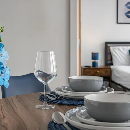 Sleeps 5 Ideal For Work Trips Up To 40 Percent Off Old Trafford Modern