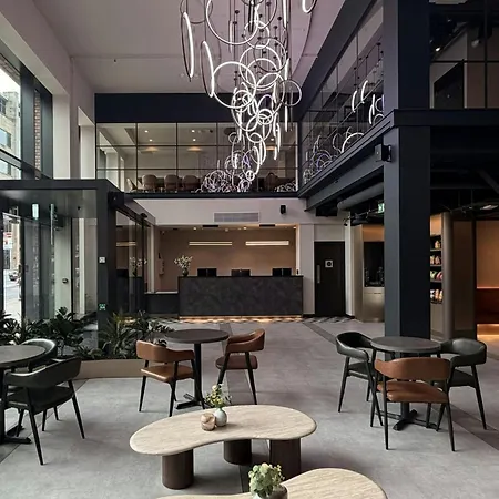 Aloft By Marriott Centre