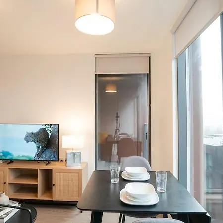 Bright 1 Bed In W Balcony * Manchester