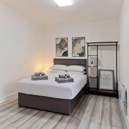 Spacious 5br House Near Centre Дом отдыха *