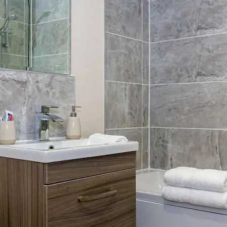 Spacious Bright 1 Bedroom * Manchester