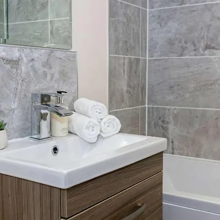 Spacious Bright 1 Bedroom Apartman Manchester