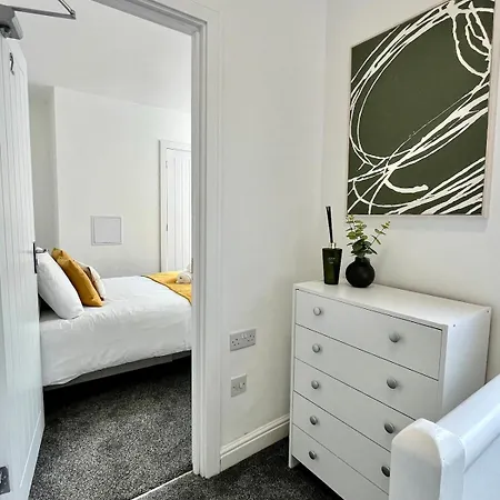 4br With Ensuite With Free Parking Tatil Evi