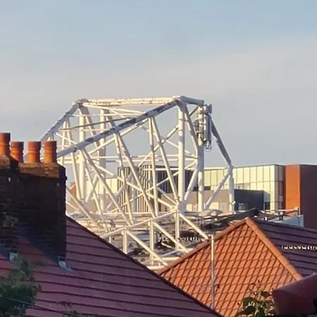 Nyaraló Near Event Stadiums, Old Trafford *