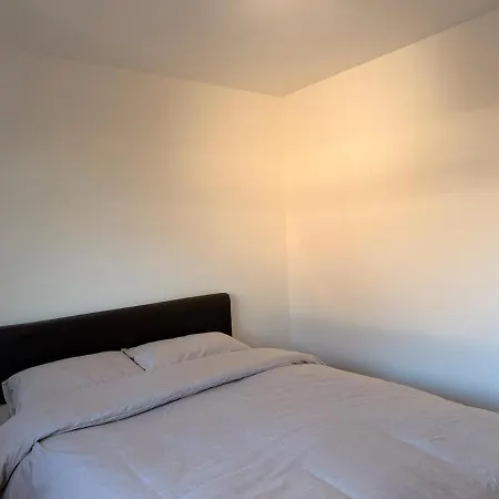 4 Bedroom Modern House In Prime Location Feriehus Manchester