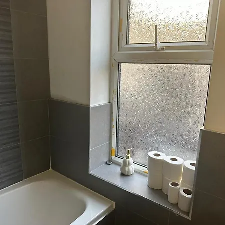 Maison d'hôtes 5 Bedrooms In The Heart Of Salford Manchester