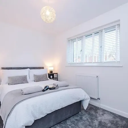 Stylish Mcr 2br Parking Near Etihad & Co-op Nyaraló Manchester