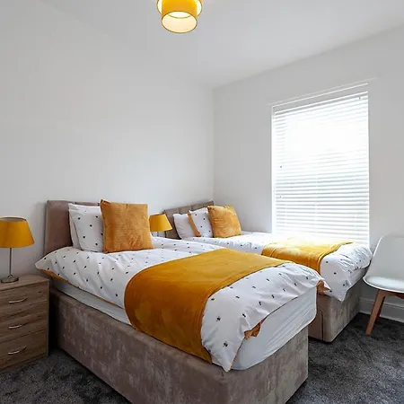 Spacious Comfortable With Free Parking Manchester
