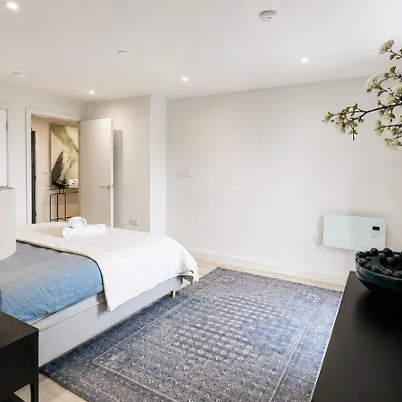 Luxury Urban Townhouse Nyaraló