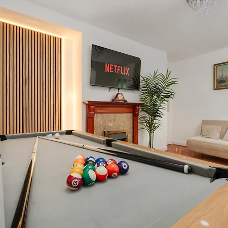Immaculate 3bd - Coop - Etihad - Pool Table * Manchester