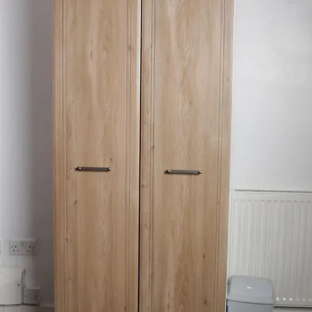 Stylish 3-bed House Near Mcr Victoria & Centre Konukevi Manchester
