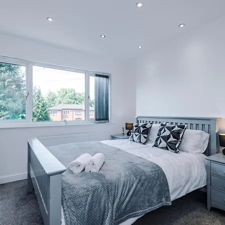 Tatil Evi Modern Chorlton | Parking | & Airport