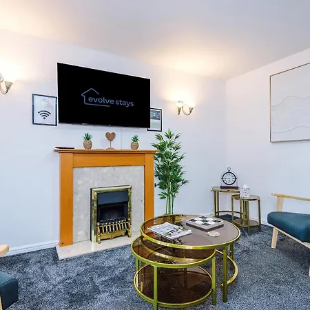 Sleeps 5 Near Centre Free Parking