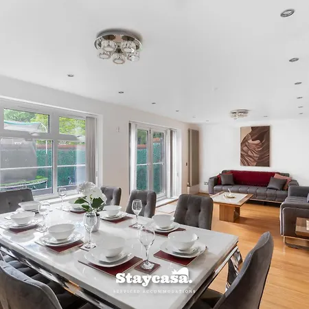 Stylish 6br W Parking & Gym * Manchester