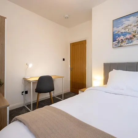 Tatil Evi Entire Next To Trafford Centre *