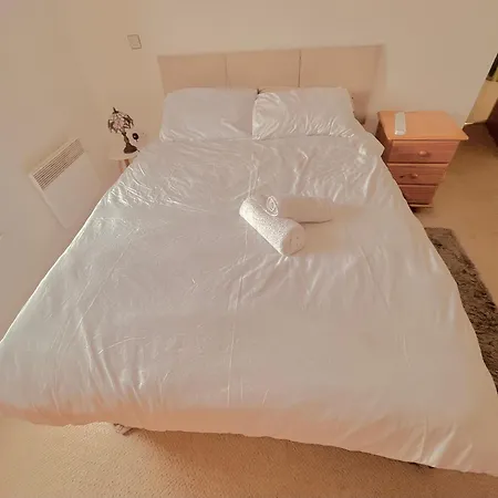 Konukevi Central Rooms In Apt Near Arena & Victoria Station Manchester