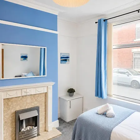 Cosy 3br House With Ps4 & Free Parking Nyaraló *