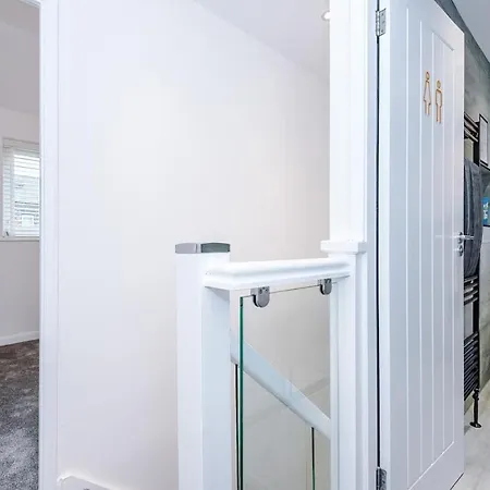 Stylish Mcr 2br Parking Near Etihad & Co-op Nyaraló Manchester