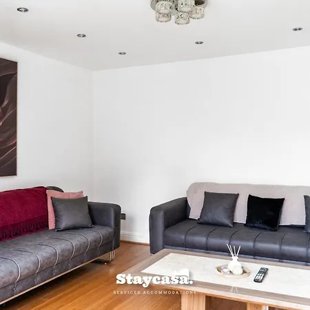 Casa de Férias Stylish 6br W Parking & Gym