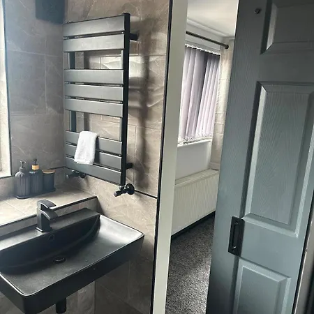 Tatil Evi Cosy Spacious 4 Bedroom Close To Centre